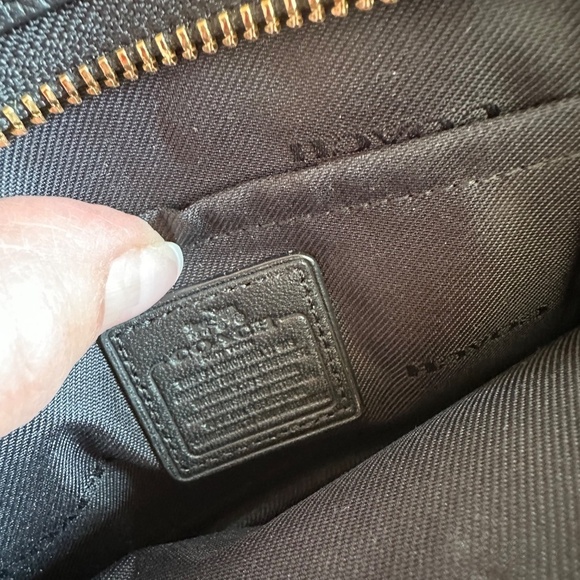 Like New COACH black crossbody* clutch/wallet option , CB2310 - Picture 5 of 8